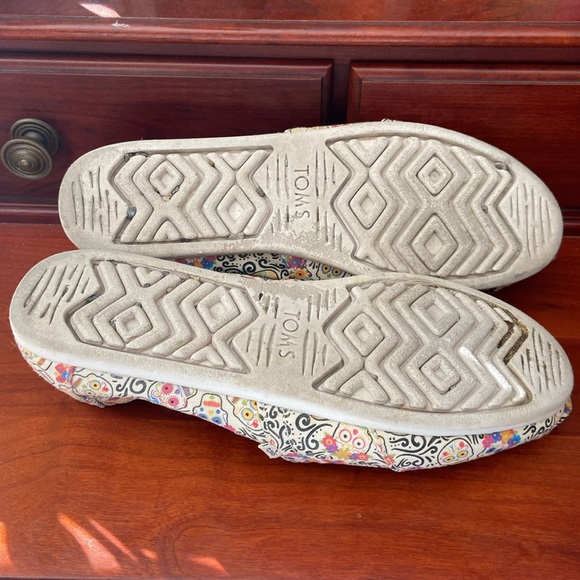TOMS Day of the Dead Dia de los Muertos Flats 7.5 EUC Glow in the Dark - Picture 6 of 6